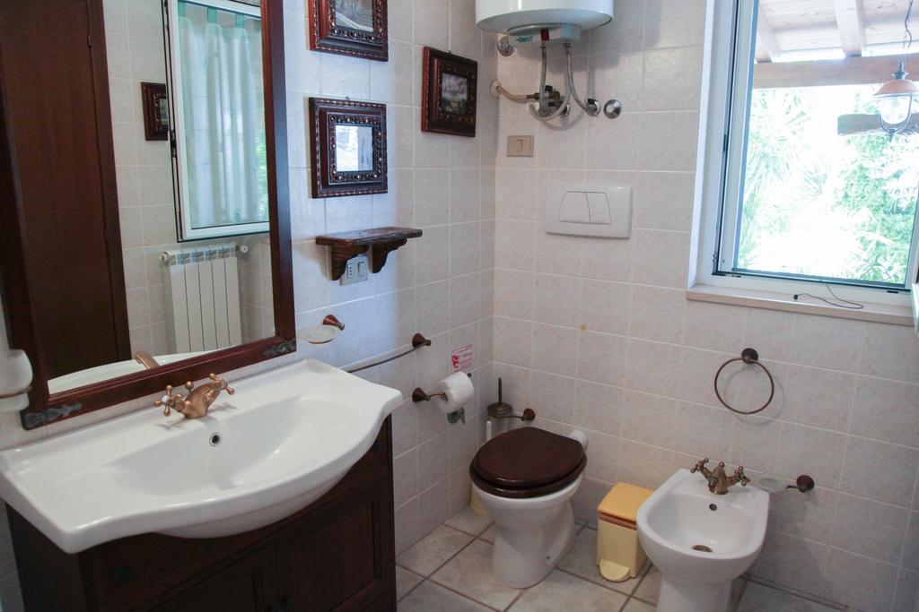 Il Casale Delle Principesse Villa Mattinata Rum bild
